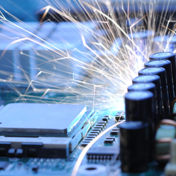 Jakie są najczęstsze przyczyny awarii układu chłodzenia i jak im zapobiegać?